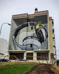 Street art géant d'Odeith à Amadora, dans la banlieue de Lisbonne