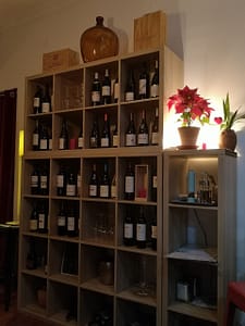 Madame Bacchus est un sympathique bar à vins portugais situé aux portes d'Alfama et du Castelo sao Jorge