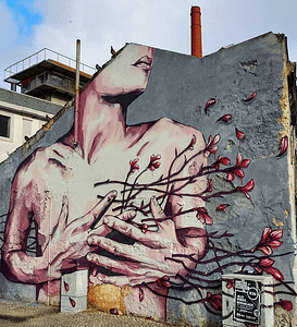 Street Art à Lisbonne sur Cais do Sodre de Tamara Alves