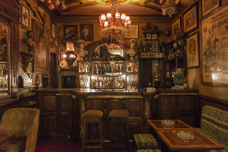 Top cocktail bars in Lisbon : our reviews - VisitmyLisbon.com