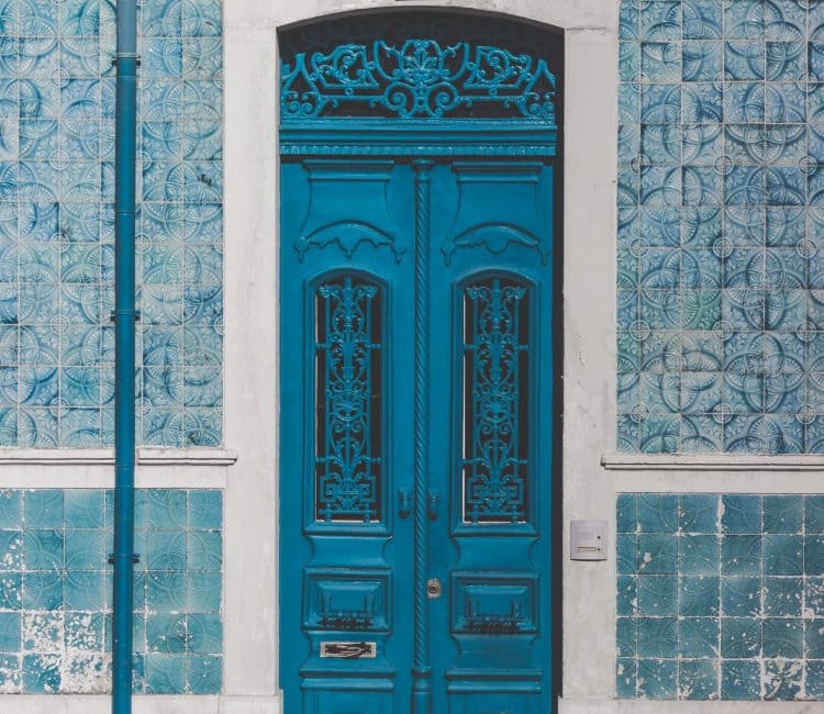 Tiles on the façade, typical of Lisbon and Portugal