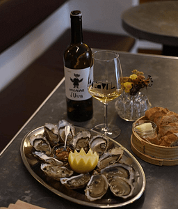 Insaciavel-Lisboa-Wine-Tasting-Bar