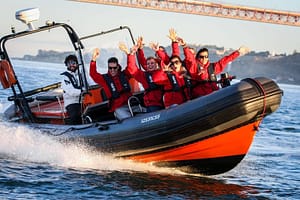 A transfer or speedboat trip on the Tagus promises guaranteed thrills for all groups in Lisbon.