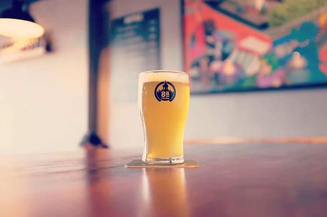 Portuguese brewery 8a colina located in Graça in Lisbon with taproom near Marques de Pombal