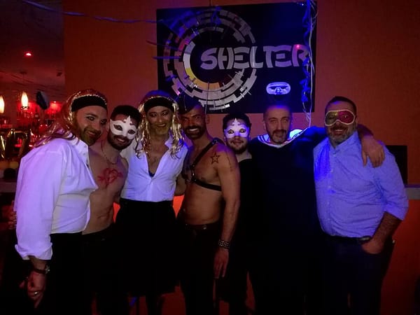Like Tr3s, Shelter is a gay bar in Lisbon that caters mainly to the "bears" community.