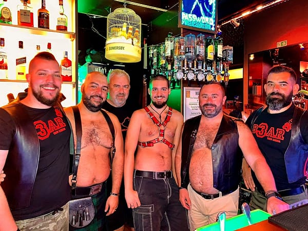 Tr3s is a gay bar for bears but welcomes the whole LGBT community in Lisbon