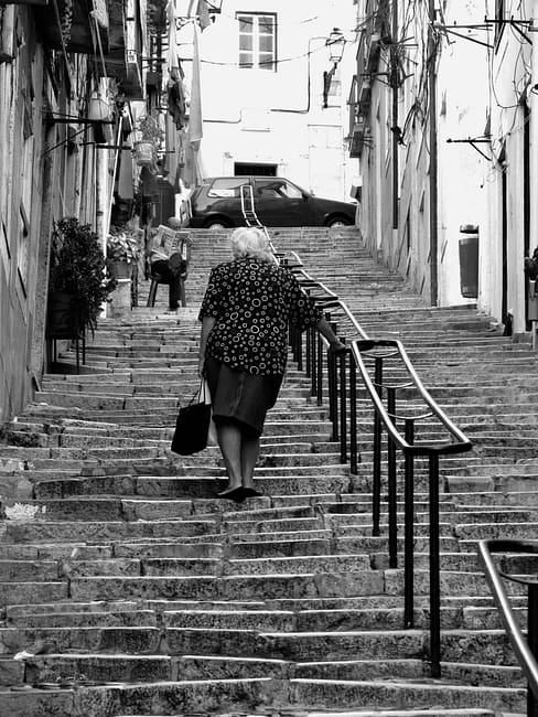 Finding accommodation in Lisbon is not easy and is not suitable for all types of people